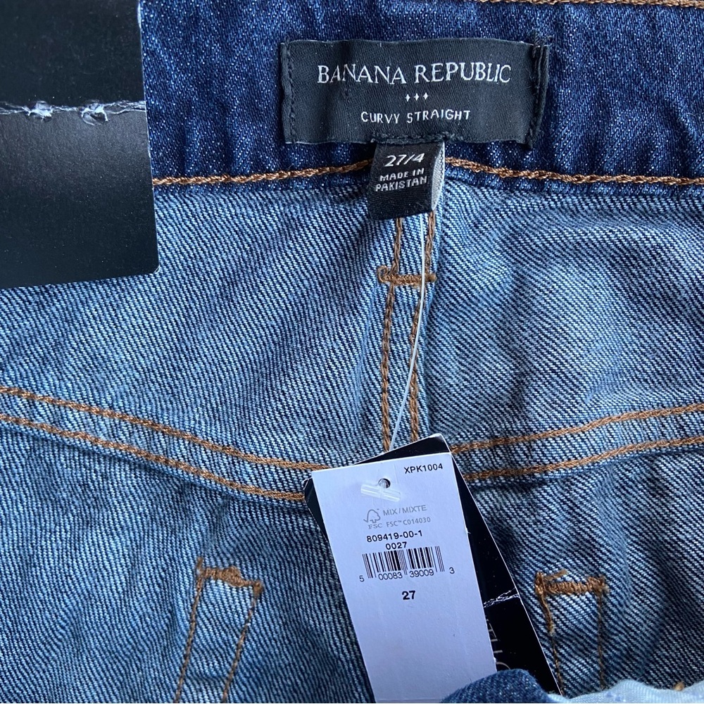 NWT. Banana Republic Factory Curvy Straight Jeans Size 27 - Picture 9 of 14